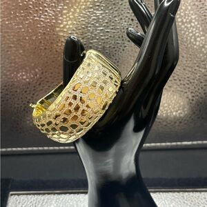 Elegant Gold Women's Cz Cuff